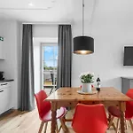 Na-home Melcherhof מלון דירות