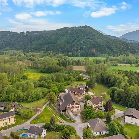 Na-home Melcherhof Aparthotel Grafenstein