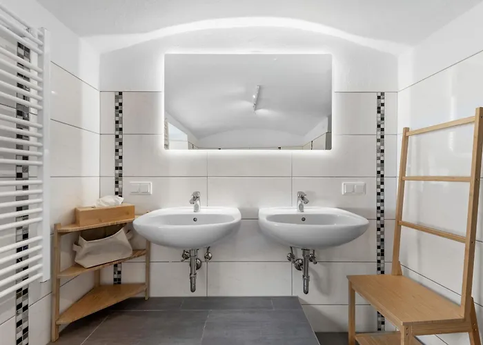 Hotel apartamentowy Na-home Melcherhof 3*